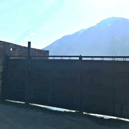 Hotel Piligrim Kazbegi Extérieur photo